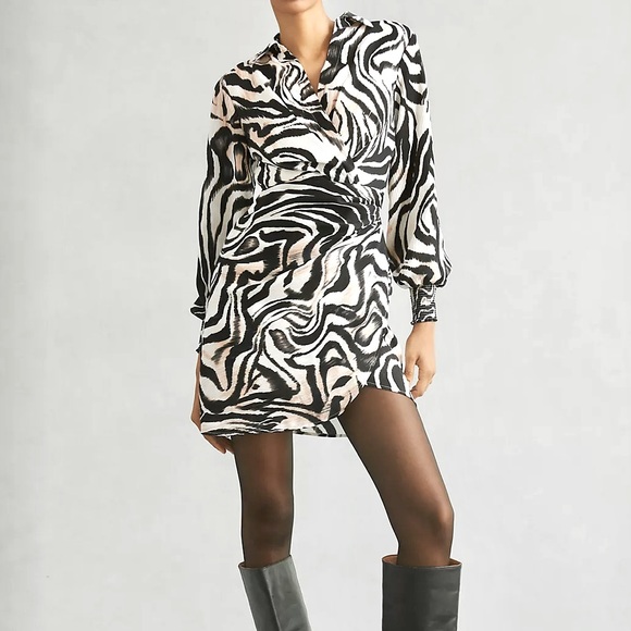 🆕 ANTHROPOLOGIE PRINTED WRAP DRESS - Picture 2 of 8